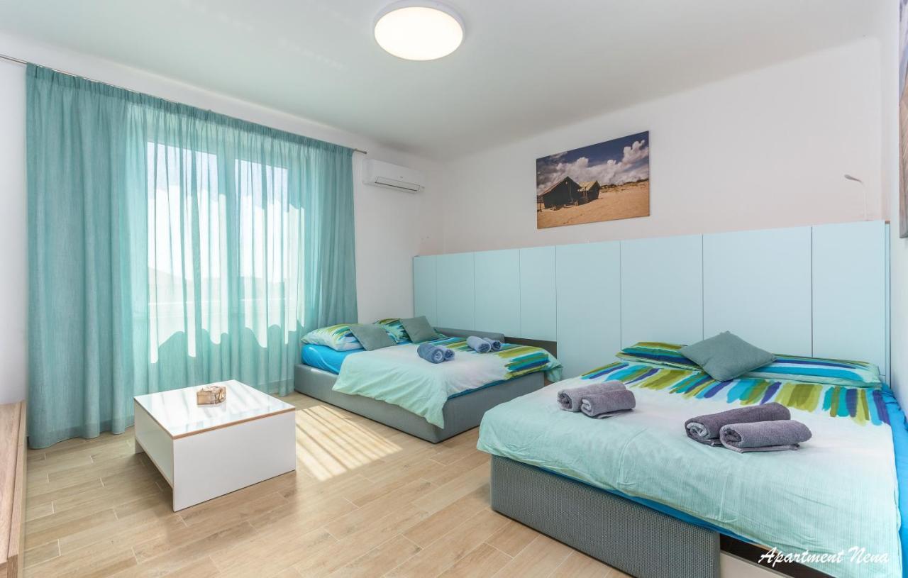 Apartmani Nena I Ilka พูลา ภายนอก รูปภาพ
