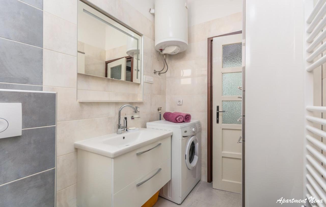 Apartmani Nena I Ilka พูลา ภายนอก รูปภาพ